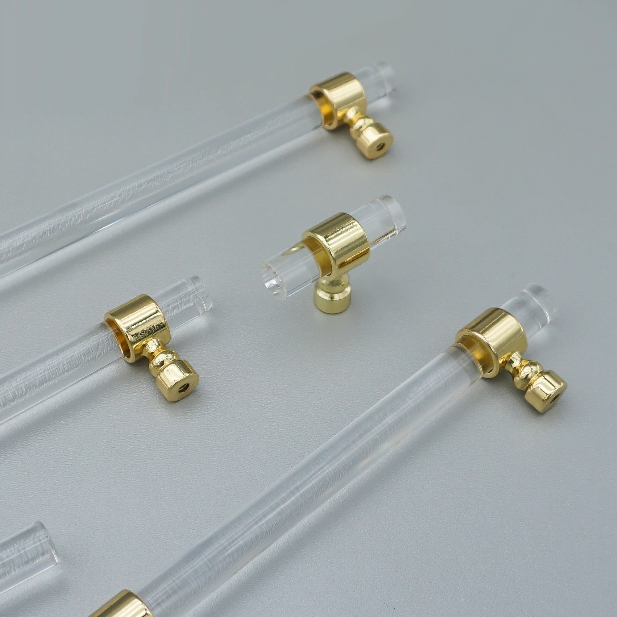 MFYS Long Acrylic Handles for Cabinet and Drawer Gold Wardrobe Knobs Closet Pulls Handle Modern Simple Furniture Hardware Handle
MFYS Long Acrylic Handles for Cabinet and Drawer Gold Wardrobe Knobs Closet Pulls Handle Modern Simple Furniture Hardware Handle