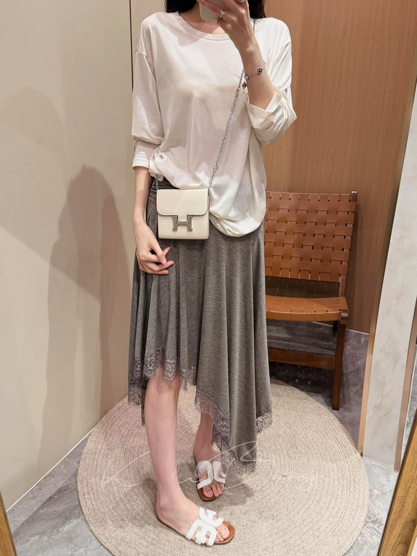 Gray Asymmetric Lace Splicing Slimming High Waist Skirt Women's Summer Half-length Casual Lazy Style Midi Dress Skirt
Gray Asymmetric Lace Splicing Slimming High Waist Skirt Women's Summer Half-length Casual Lazy Style Midi Dress Skirt