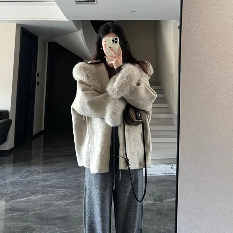 Winter Korean Fashion Y2k Chic Women's Coat Warm Thickened Grey Fur Collar with Pockets Windbreakers Trench Coat Woman Clothes
Winter Korean Fashion Y2k Chic Women's Coat Warm Thickened Grey Fur Collar with Pockets Windbreakers Trench Coat Woman Clothes