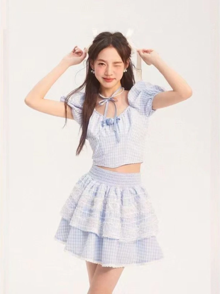 Elegant Summer Blue Plaid Rose Button Bubble Sleeve Top Women+ T2k Sweet Cake Skirts 2025 New Fashion Two Piece Sets
Elegant Summer Blue Plaid Rose Button Bubble Sleeve Top Women+ T2k Sweet Cake Skirts 2025 New Fashion Two Piece Sets