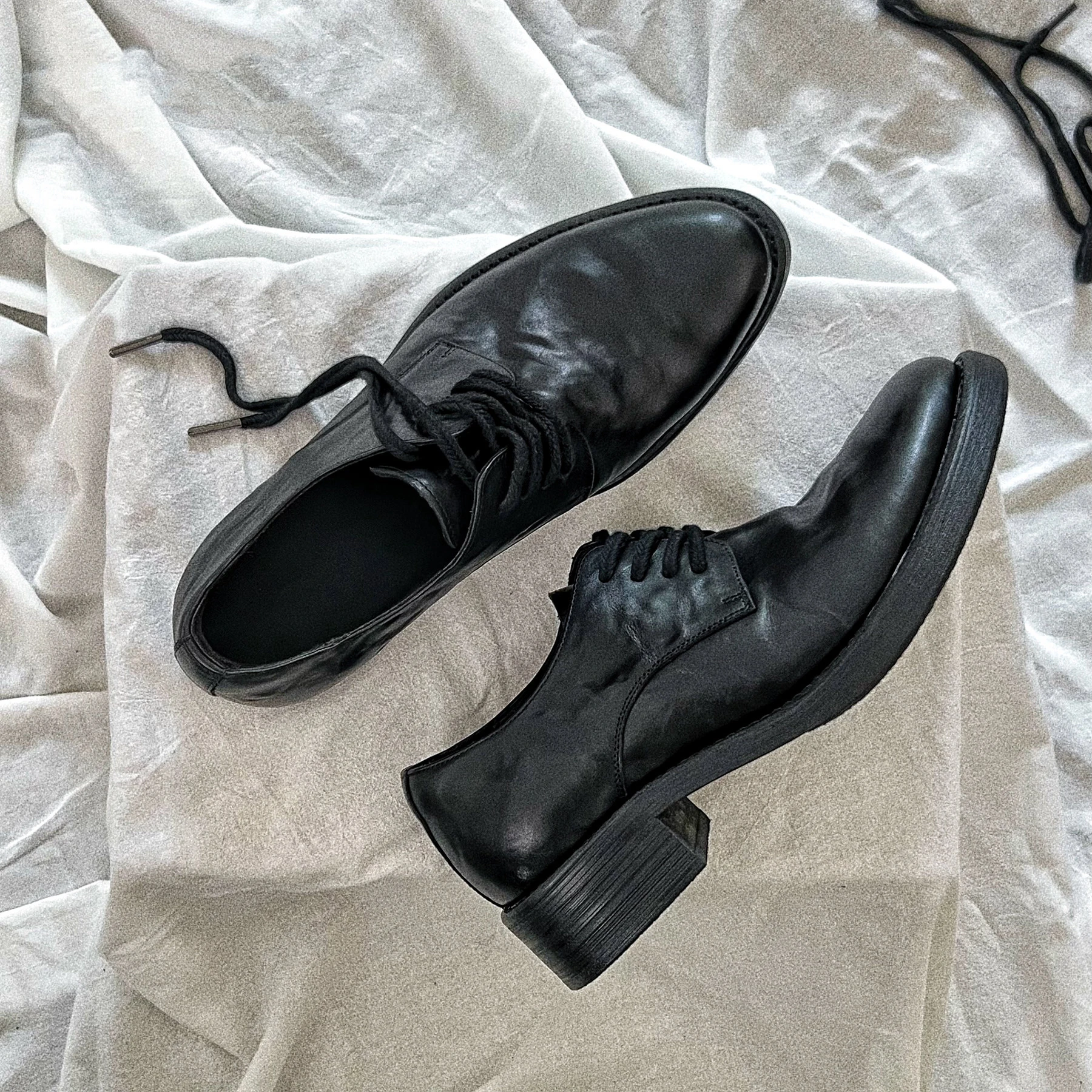 British Style Thick Bottom Pointed Toe Shoes Wizard Shoes Casual Male Model New Heightening Shoes Wedding Leather Shoes
British Style Thick Bottom Pointed Toe Shoes Wizard Shoes Casual Male Model New Heightening Shoes Wedding Leather Shoes