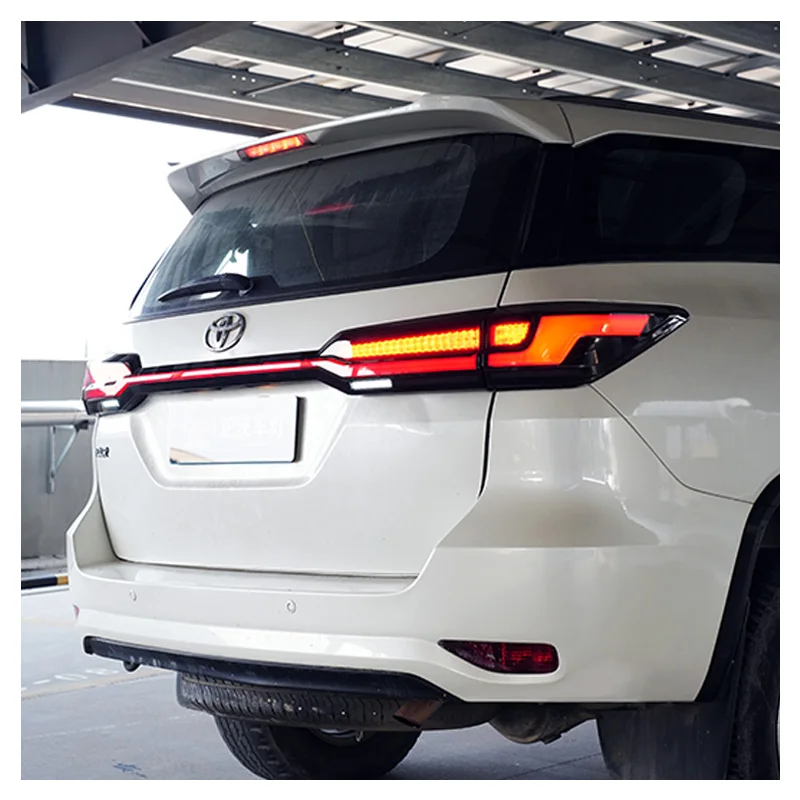 Led Tail Light for Toyo-ta Fortuner Rear Brake Turn Signal Lamp 2016-2023 year
Led Tail Light for Toyo-ta Fortuner Rear Brake Turn Signal Lamp 2016-2023 year