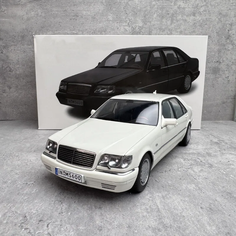 Оригинальная заводская 1:18 1990 для S600 W140 Tiger Head Ben, модель автомобиля из сплава, модель автомобиля, винтажный автомобиль
Оригинальная заводская 1:18 1990 для S600 W140 Tiger Head Ben, модель автомобиля из сплава, модель автомобиля, винтажный автомобиль