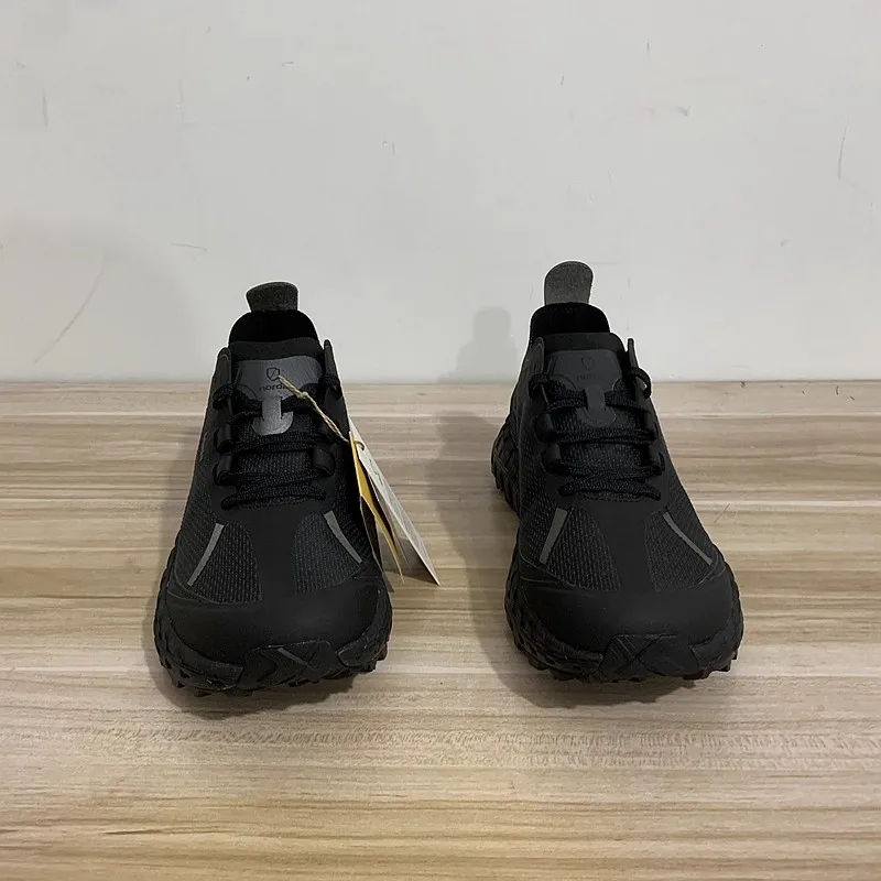 Fashionable Performance Running Shoes New Outdoor Cushioned Soft Sole Professional Breathable Mesh Sports Shoes for Men
Fashionable Performance Running Shoes New Outdoor Cushioned Soft Sole Professional Breathable Mesh Sports Shoes for Men