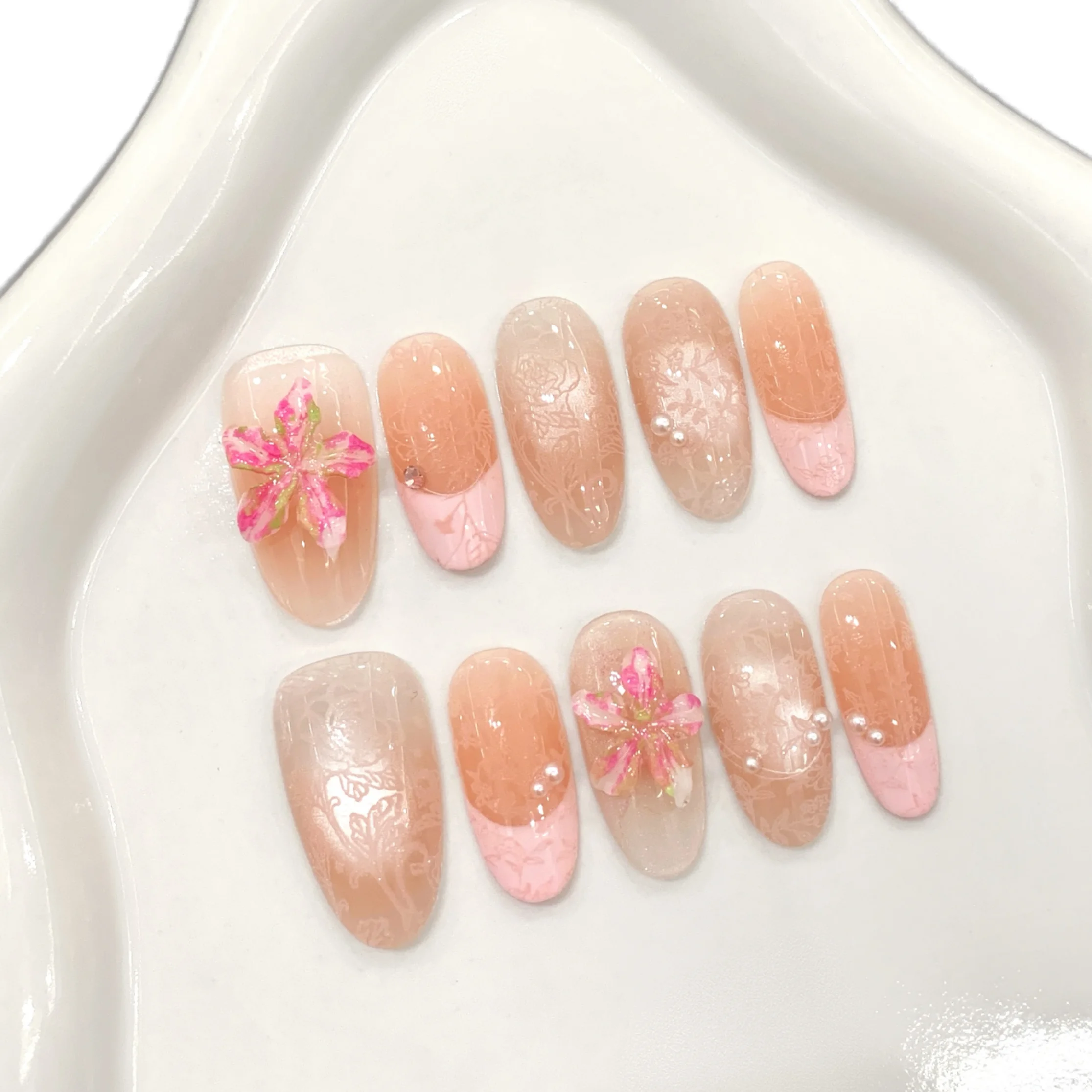 Wholesale Luxury Handmade Press on Nails French Tip Ice Lily 3D Floral Design Acrylic False Nails for Women Spring Summer
Wholesale Luxury Handmade Press on Nails French Tip Ice Lily 3D Floral Design Acrylic False Nails for Women Spring Summer