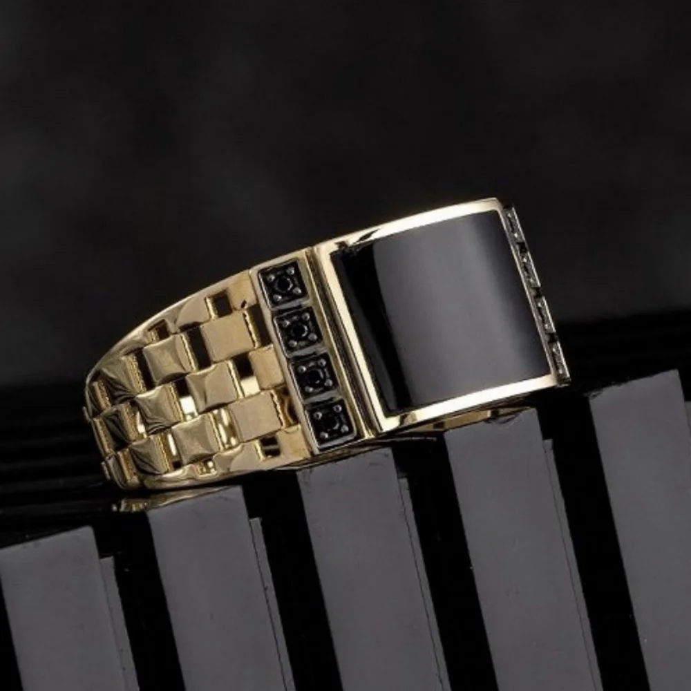 Gold Plated Stainless Steel Men's Ring with Creative Gold Drip Oil Black Diamond Light Luxury Jewelry for Festival Gifts
Gold Plated Stainless Steel Men's Ring with Creative Gold Drip Oil Black Diamond Light Luxury Jewelry for Festival Gifts