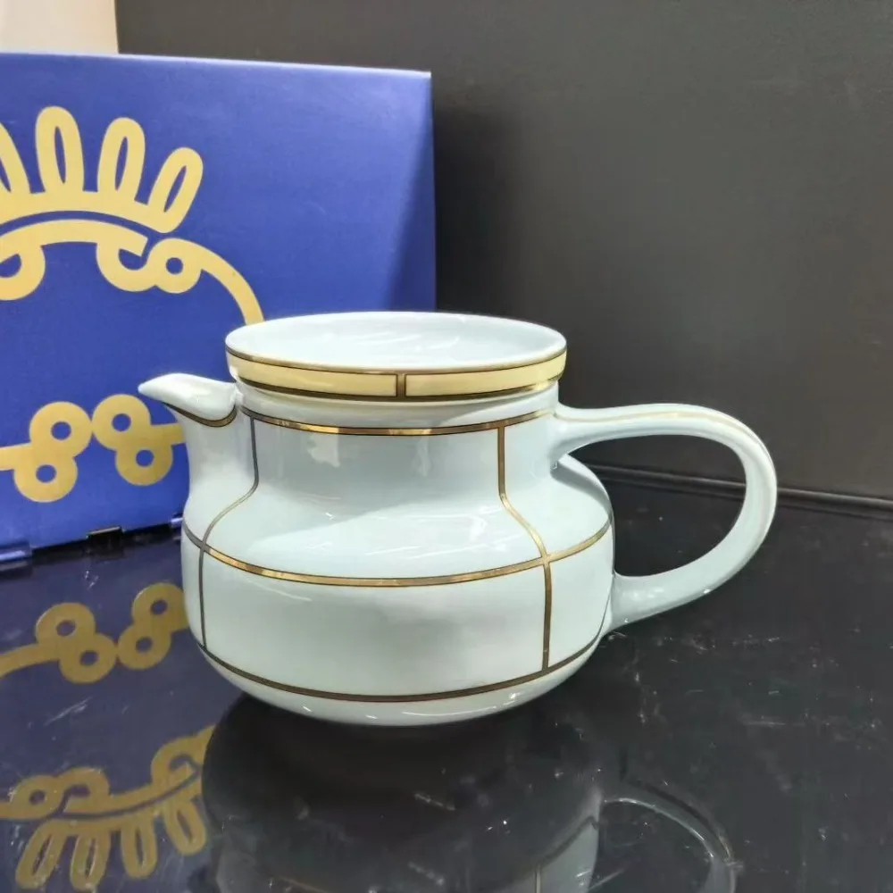 European 1735 Style Macaron Pastel Teapot Set 770ml with Small Bowls and Saucers for Home Kitchen Tableware Wedding Tea Set
European 1735 Style Macaron Pastel Teapot Set 770ml with Small Bowls and Saucers for Home Kitchen Tableware Wedding Tea Set