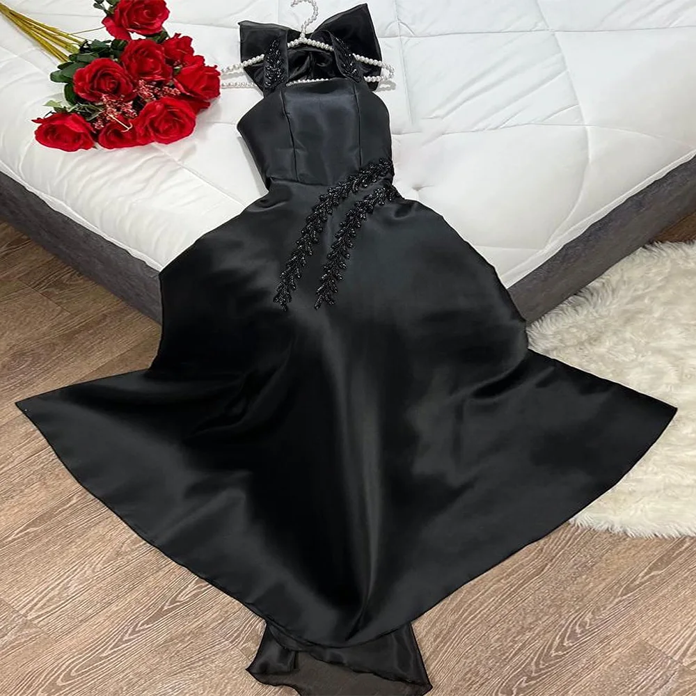Customized Fashion Satin A-Line Bow and Sequined Evening Dresses Halter Sleeveless Black Special Occasion Gowns Temperament
Customized Fashion Satin A-Line Bow and Sequined Evening Dresses Halter Sleeveless Black Special Occasion Gowns Temperament