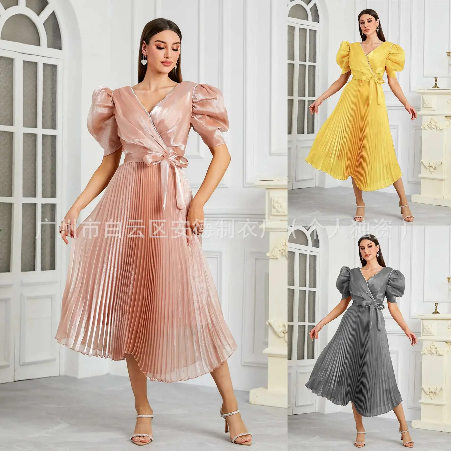 Women's Summer New Style Crepe Yarn V-neck Waist Cinched Pleated Dress From Central Asia Ramadan Dubai Luxury Islam Elegant
Women's Summer New Style Crepe Yarn V-neck Waist Cinched Pleated Dress From Central Asia Ramadan Dubai Luxury Islam Elegant