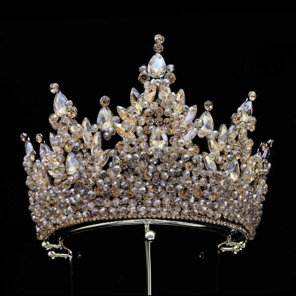 Luxury Oversized Baroque Crown Cake Decorations Electroplated Queen Princess Tiara Hair Jewelry Headpieces Crystal Cake Topper
Luxury Oversized Baroque Crown Cake Decorations Electroplated Queen Princess Tiara Hair Jewelry Headpieces Crystal Cake Topper