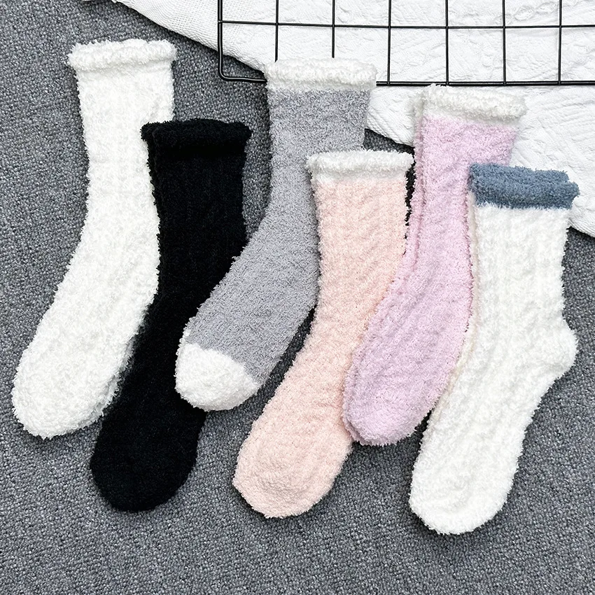 New Coral Velvet Socks Thick Towels For Autumn And Winter Floor Socks Mid Tube Home Warmth Sleep Socks Wholesale
New Coral Velvet Socks Thick Towels For Autumn And Winter Floor Socks Mid Tube Home Warmth Sleep Socks Wholesale