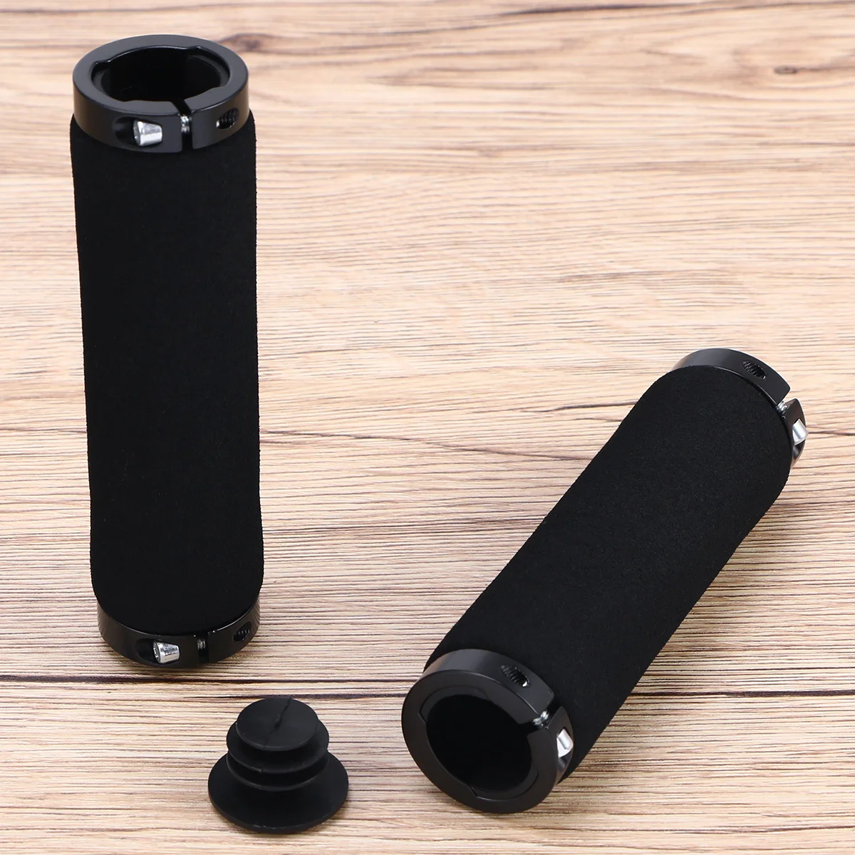 1Pair Sponge Handlebar Grips Premium Material Sturdy Comfortable Ergonomic Design Shock Absorbing Bike Handle Grips Black
1Pair Sponge Handlebar Grips Premium Material Sturdy Comfortable Ergonomic Design Shock Absorbing Bike Handle Grips Black