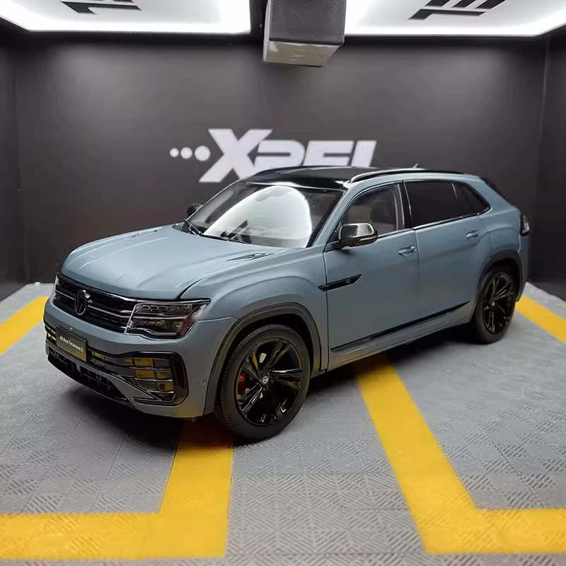 1:18 Original Saic Volkswagen Brand-new Way On The X Teramont 2022 Alloy Simulation Car Model Toy Display Collection Gifts
1:18 Original Saic Volkswagen Brand-new Way On The X Teramont 2022 Alloy Simulation Car Model Toy Display Collection Gifts