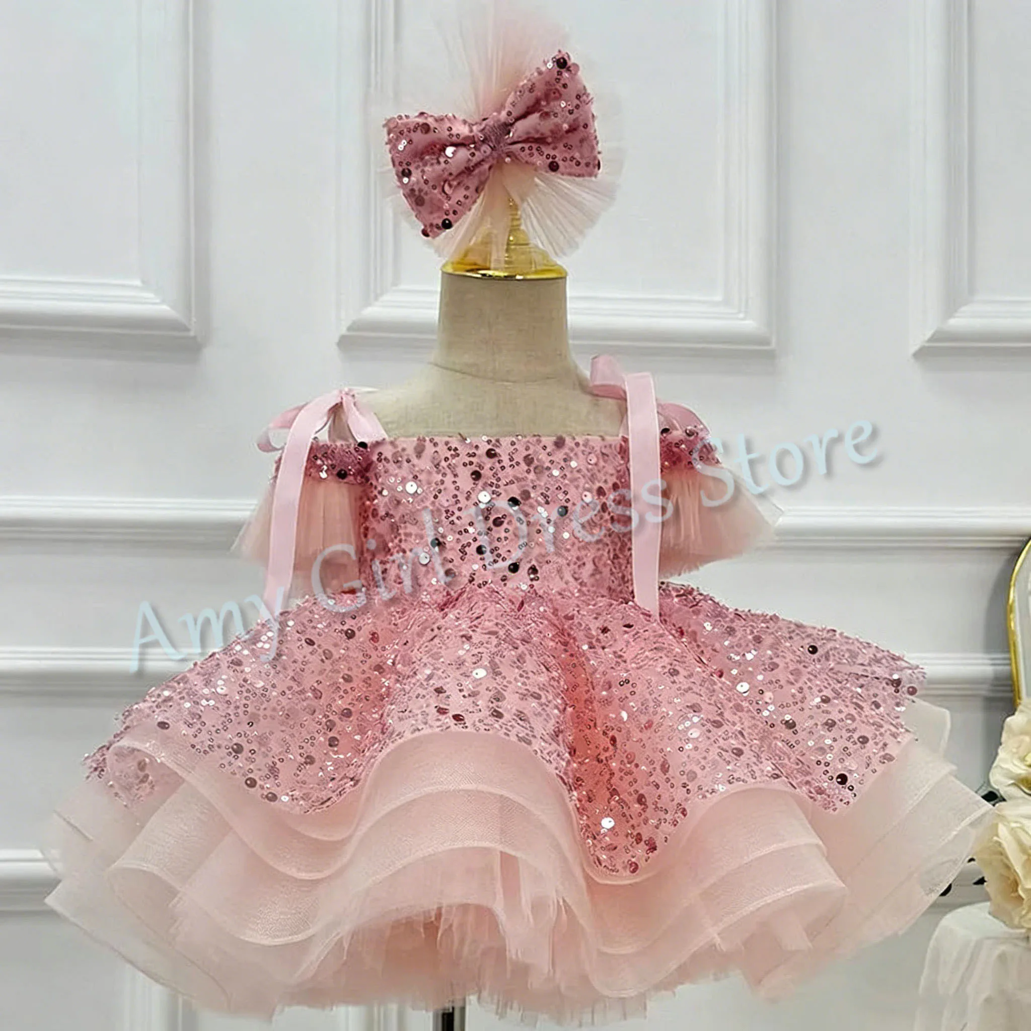 Lovely Pink Flower Girl Dress For Wedding Tiered Knee Length Sequins With Bow Elegant Toddler Photo Shoot Birthday Banquet Gown
Lovely Pink Flower Girl Dress For Wedding Tiered Knee Length Sequins With Bow Elegant Toddler Photo Shoot Birthday Banquet Gown