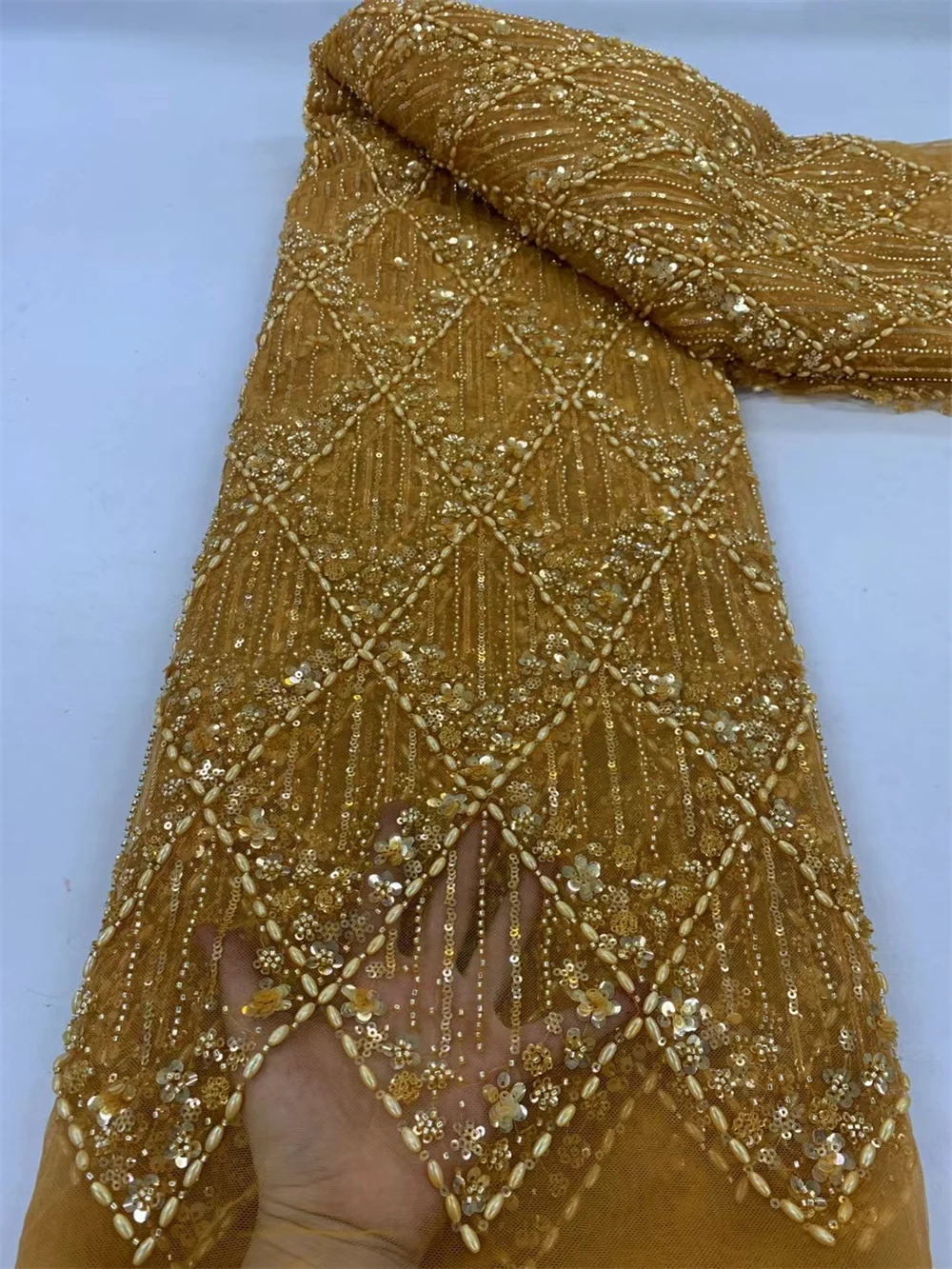 French Beaded Lace Fabric Gold For Wedding Dresses Luxury Handmade Crystal Beads High Quality Bridal African Sequined Tulle
French Beaded Lace Fabric Gold For Wedding Dresses Luxury Handmade Crystal Beads High Quality Bridal African Sequined Tulle