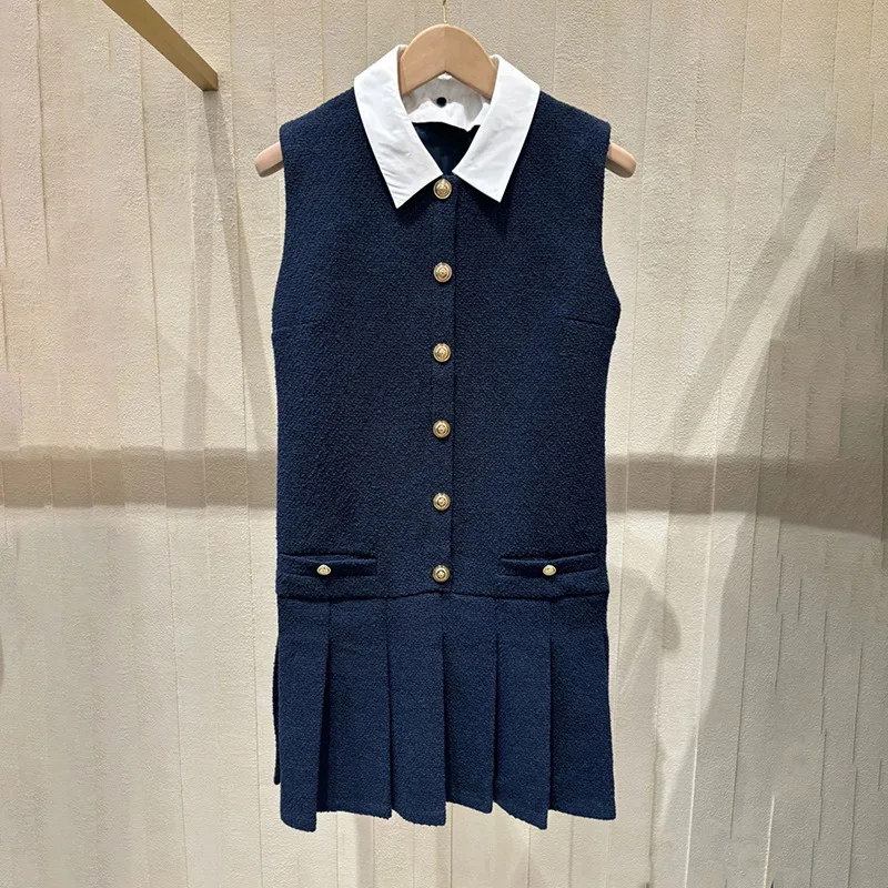 2025 autumn and winter women's elegant suits lapel sleeveless mini dress or slim vest long sleeve lapel coat
2025 autumn and winter women's elegant suits lapel sleeveless mini dress or slim vest long sleeve lapel coat