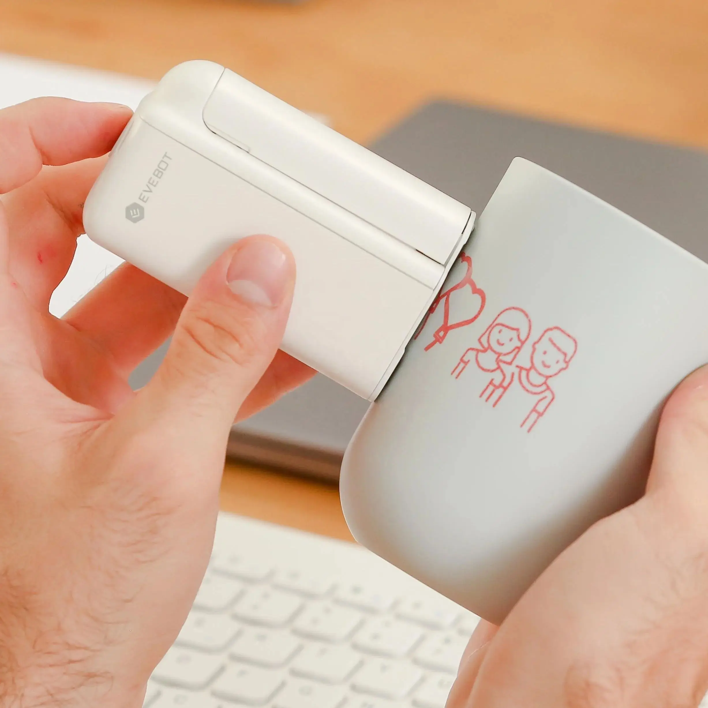 EVEBOT PrintPods Inkjet Printer Wide Format 26mm Wireless Bluetooth Handheld Portable Printers Custom Editing HD Printing
EVEBOT PrintPods Inkjet Printer Wide Format 26mm Wireless Bluetooth Handheld Portable Printers Custom Editing HD Printing