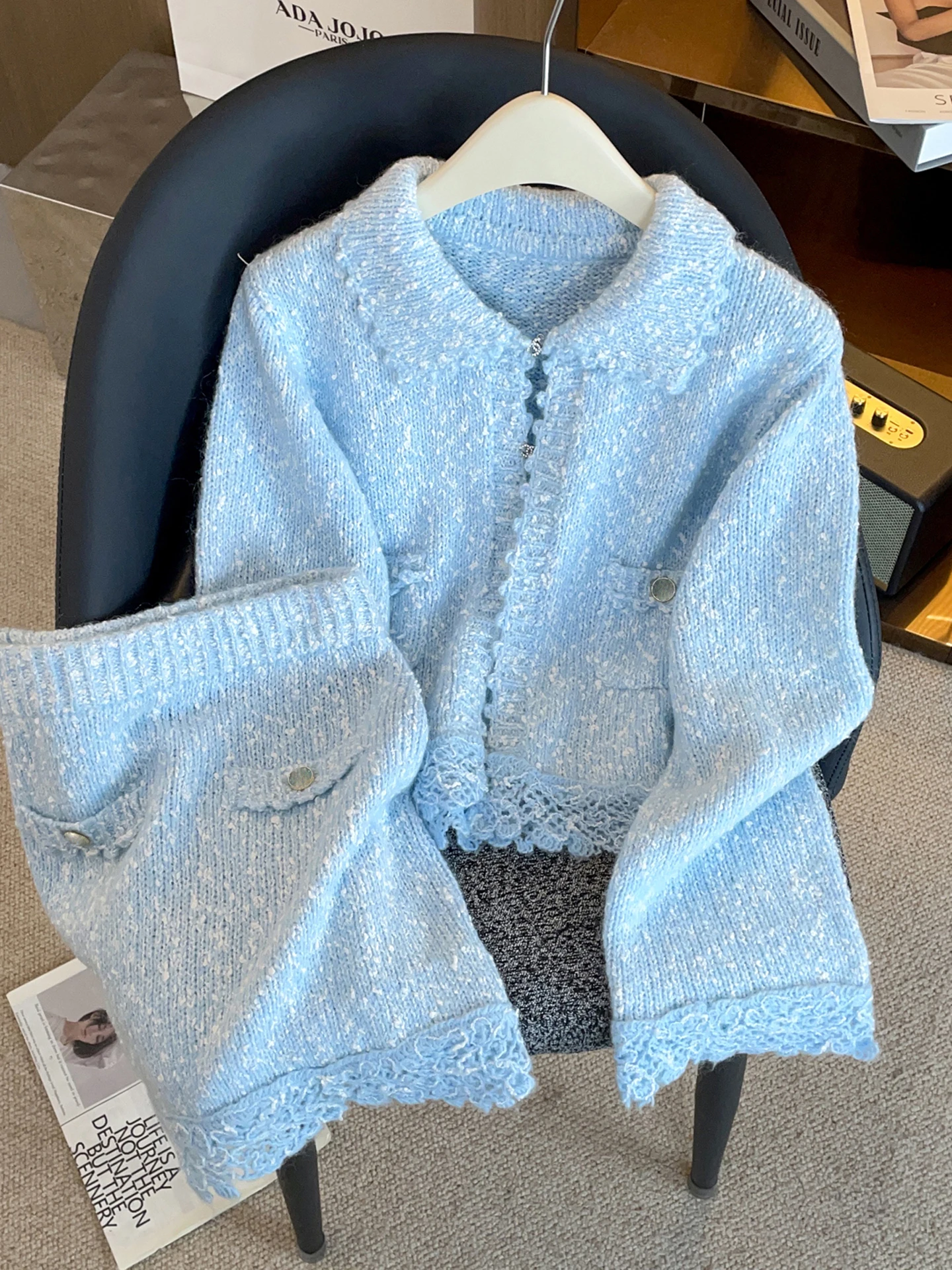 High-End Winter Women's Knitted Cardigan Coat with Lace Trim And High Waist Skirt Set ort Sve Polyester Fiber Faion En...
High-End Winter Women's Knitted Cardigan Coat with Lace Trim And High Waist Skirt Set ort Sve Polyester Fiber Faion En...