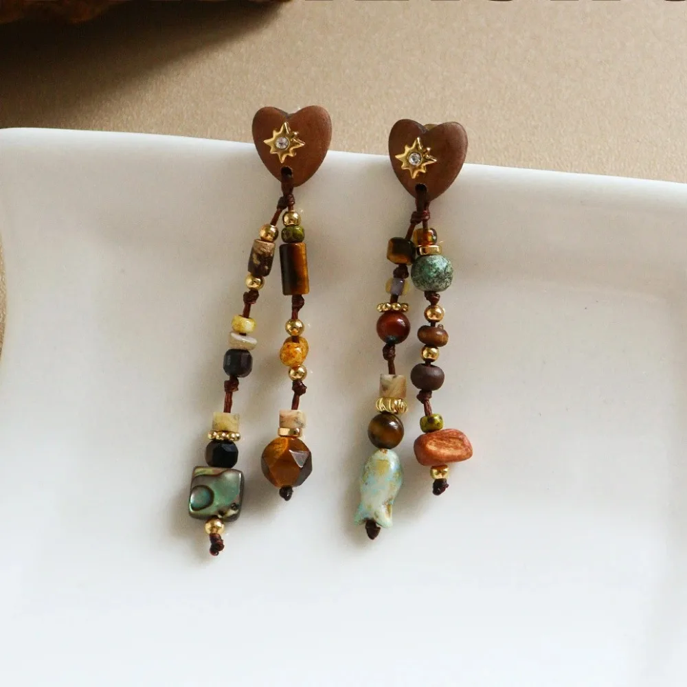 Retro Ethnic Style Natural Tiger Eye Stone Tassel Fish Charm Long Earrings Light Luxury High-end Versatile Earrings for Women
Retro Ethnic Style Natural Tiger Eye Stone Tassel Fish Charm Long Earrings Light Luxury High-end Versatile Earrings for Women