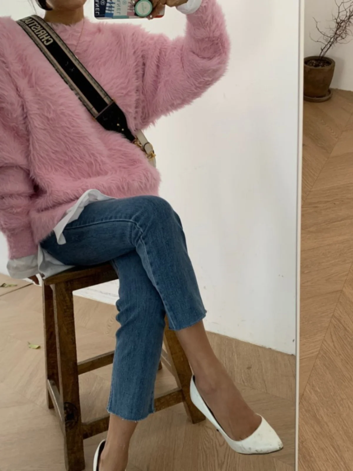 Женский свитер Camere круглый Ne Thiened, пушистый, свободный, для похудения, осень-зима, новый, универсальный, теплый, с подогревом, чистый... 
Женский свитер Camere круглый Ne Thiened, пушистый, свободный, для похудения, осень-зима, новый, универсальный, теплый, с подогревом, чистый...