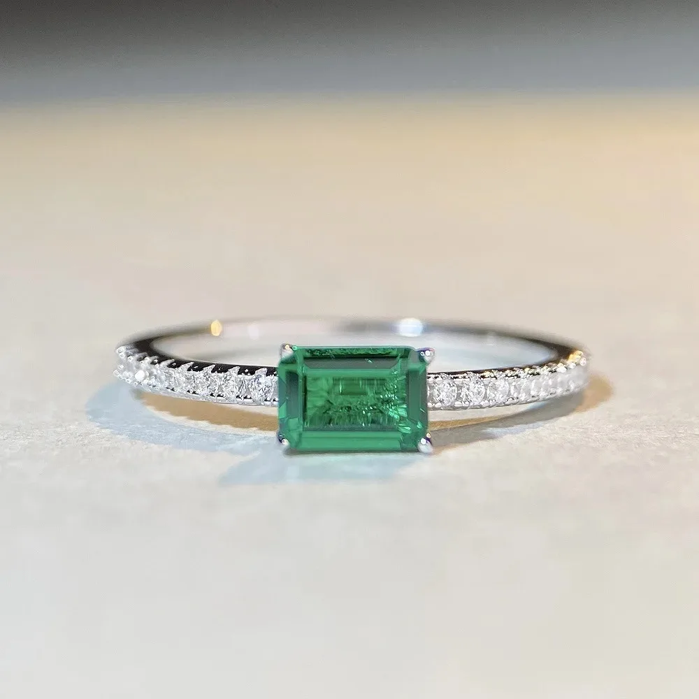 Kryos Jewelry Luxury Solid Platinum PT950 18K gold Emerald Ring Women's Full Diamond Ins Style Small Square Sugar Women's Ring
Kryos Jewelry Luxury Solid Platinum PT950 18K gold Emerald Ring Women's Full Diamond Ins Style Small Square Sugar Women's Ring