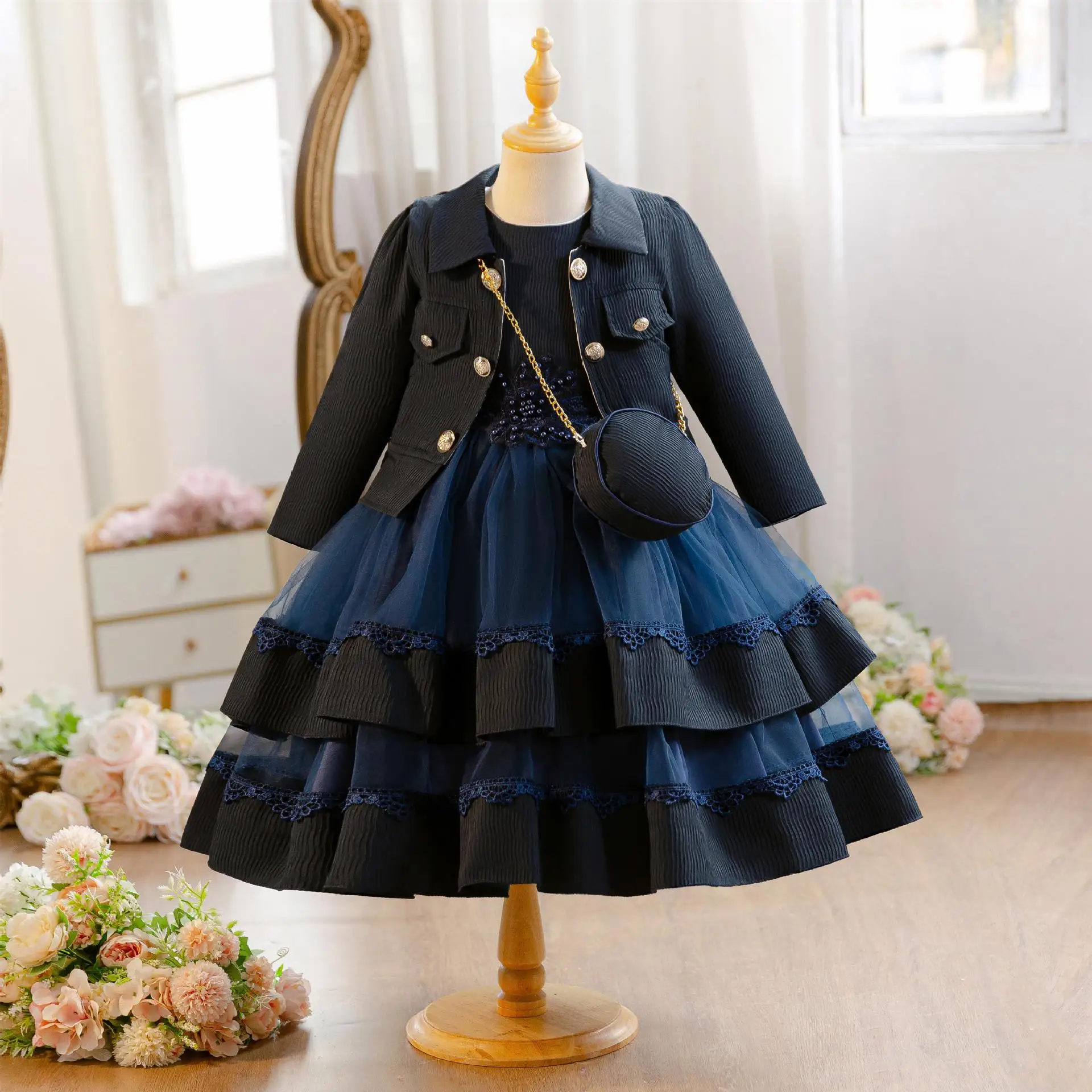 New Girls' Elegant Dresses Girl Party Dress 3 PCS Set Long Sleeve Kids' Clothes with Elegant Bag 3 to 10 Years
New Girls' Elegant Dresses Girl Party Dress 3 PCS Set Long Sleeve Kids' Clothes with Elegant Bag 3 to 10 Years