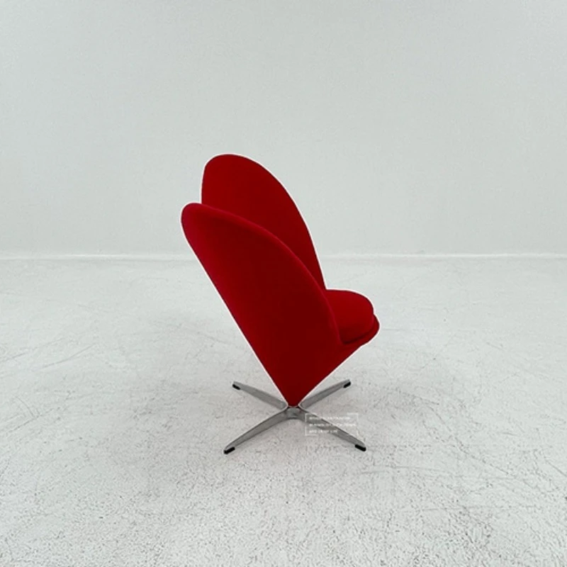 Personality creative love cone rotatable leisure chair Internet celebrity chair
Personality creative love cone rotatable leisure chair Internet celebrity chair