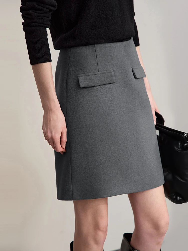 AMII Straight Mini Skirt 2025 Winter New Elegant Commuter Short Skirts For Women Solid Color Versatile Women's Clothing 12544004
AMII Straight Mini Skirt 2025 Winter New Elegant Commuter Short Skirts For Women Solid Color Versatile Women's Clothing 12544004