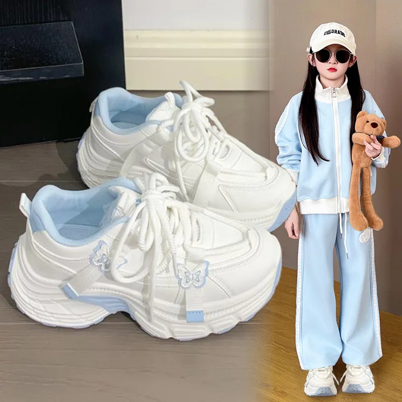 Новые зимние детские спортивные туфли 2026 года: модные, белые с синими бабочками, удобные, легкие, повседневные
Новые зимние детские спортивные туфли 2026 года: модные, белые с синими бабочками, удобные, легкие, повседневные