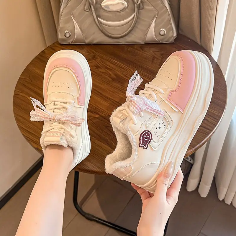 2025 Children Casual Shoes for Girl Winter New Fashion Korean Style Soft Bottom Anti-slippery Versatile Princess Cotton Sneakers
2025 Children Casual Shoes for Girl Winter New Fashion Korean Style Soft Bottom Anti-slippery Versatile Princess Cotton Sneakers