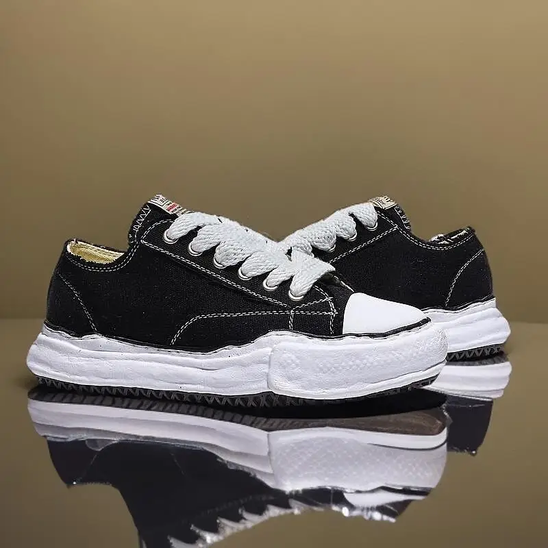 autumn canvas shoes for men low-top thick-soled height-enhancing casual versatile niche sneakers dissolving shoes
autumn canvas shoes for men low-top thick-soled height-enhancing casual versatile niche sneakers dissolving shoes