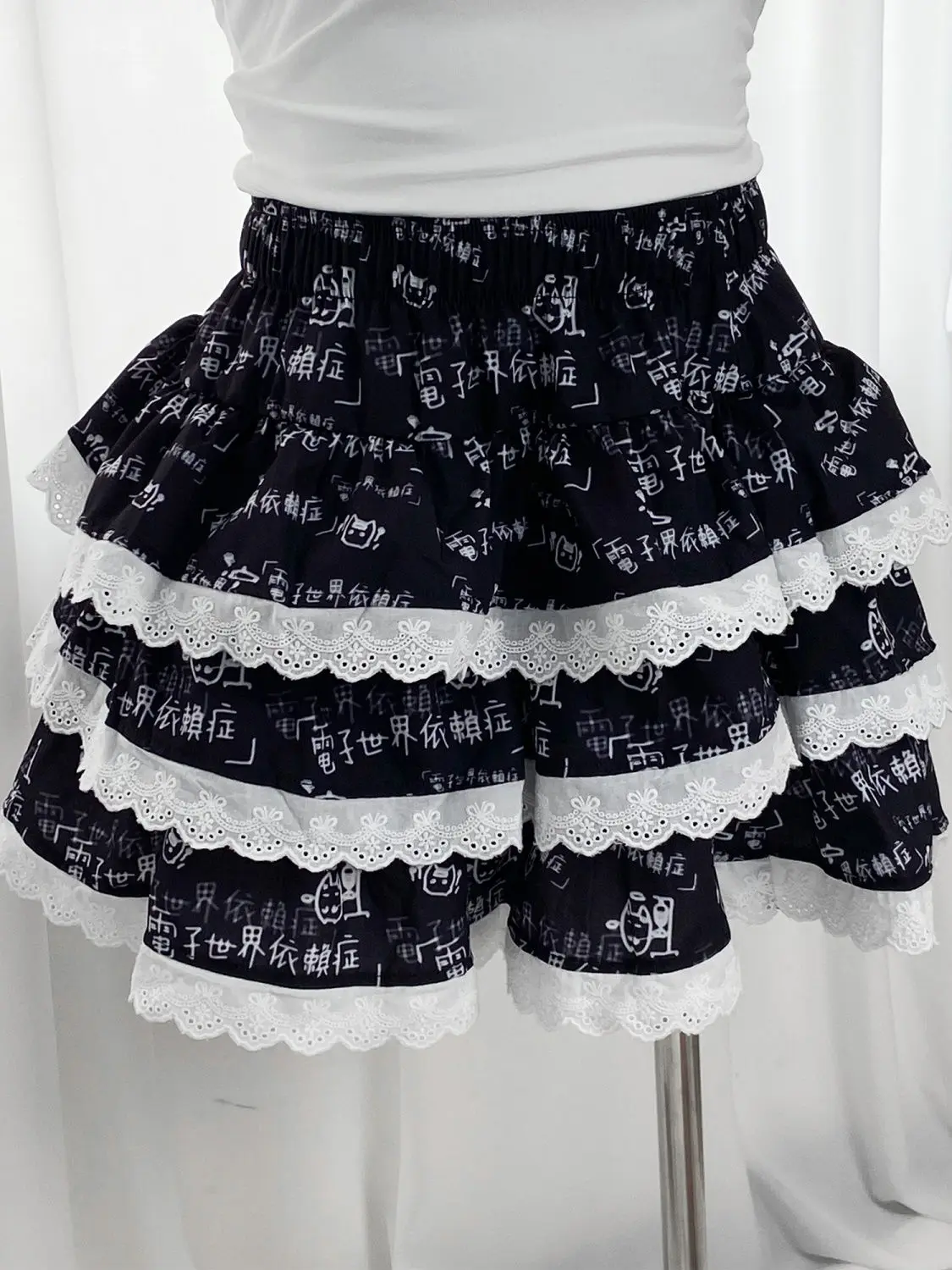 Gagaok Women Skirt Japanese Y2k Clothes Spice Girl Short Skirts Text Printed Lace Fluffy Cake Skirts Streetwear Casual Bottoms
Gagaok Women Skirt Japanese Y2k Clothes Spice Girl Short Skirts Text Printed Lace Fluffy Cake Skirts Streetwear Casual Bottoms