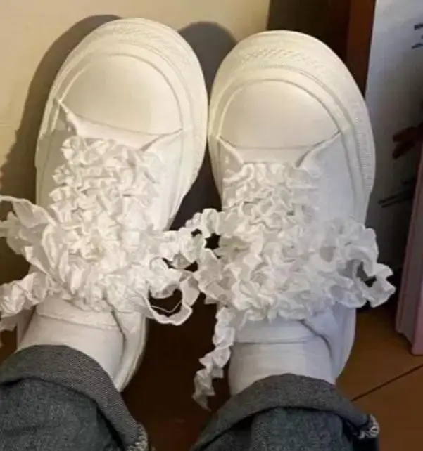 2Pairs Wooden Ear Ruffle Shoelaces Decorative Lace Stylish Replacement Shoestrings for Women's Casual Sneakers Boots Wide Shoes
2Pairs Wooden Ear Ruffle Shoelaces Decorative Lace Stylish Replacement Shoestrings for Women's Casual Sneakers Boots Wide Shoes