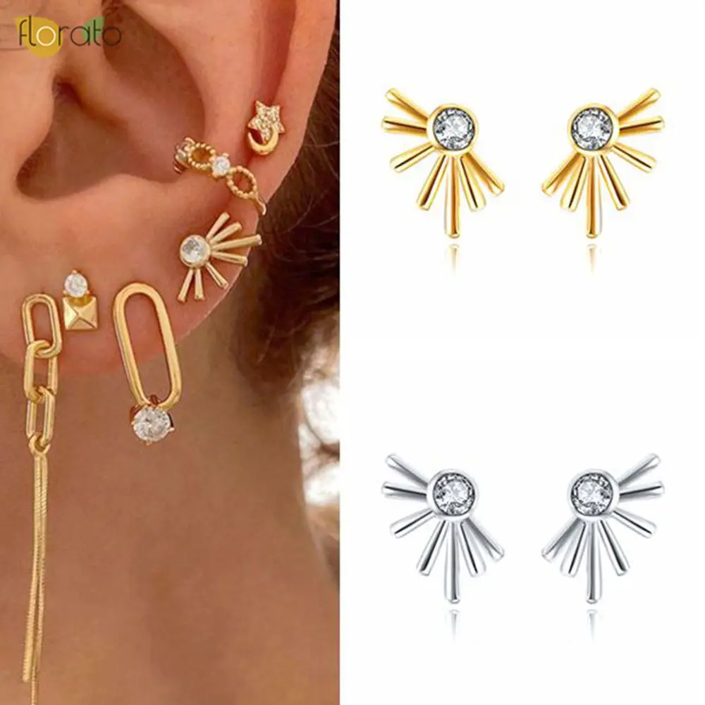 925 Sterling Silver Ear Needle Niche High-end Hoop Earrings Exquisite White Zircon Pointed Earrings for Women Jewelry Party Gift
925 Sterling Silver Ear Needle Niche High-end Hoop Earrings Exquisite White Zircon Pointed Earrings for Women Jewelry Party Gift