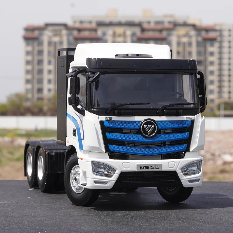 1:24 Scale Foton Auman EST GTL Traction Truck Alloy Car Model Collection Ornaments
1:24 Scale Foton Auman EST GTL Traction Truck Alloy Car Model Collection Ornaments