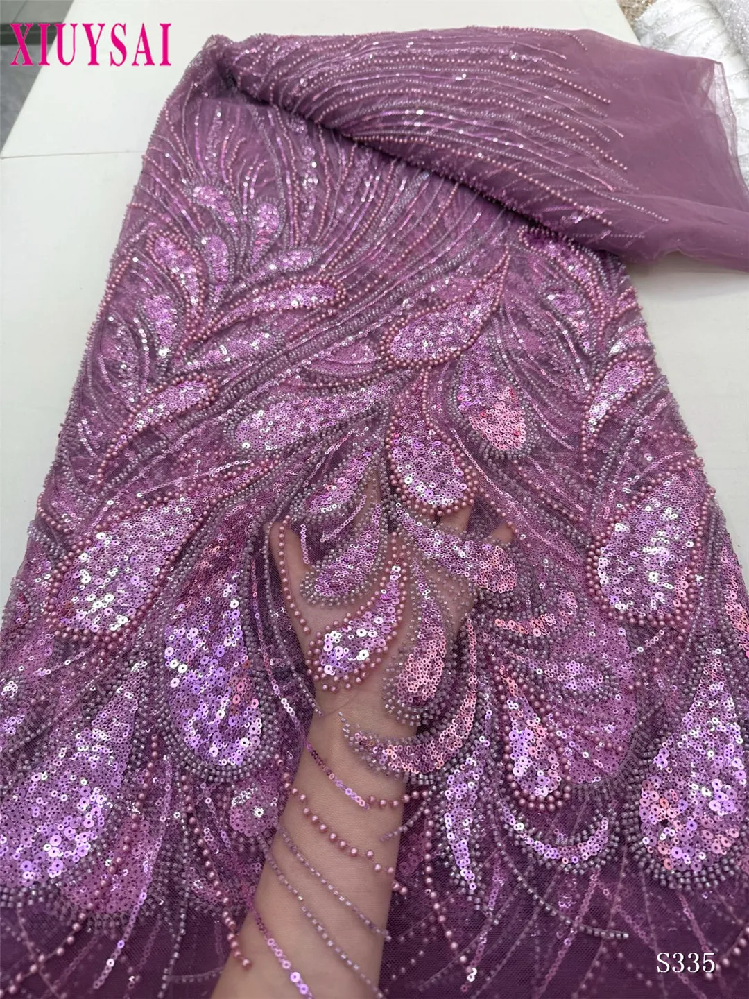 Purple Luxury African French Tulle Lace Fabric 2025 High Quality Beaded Nigerian Sequins Lace Fabric for Wedding Dress Sewing
Purple Luxury African French Tulle Lace Fabric 2025 High Quality Beaded Nigerian Sequins Lace Fabric for Wedding Dress Sewing