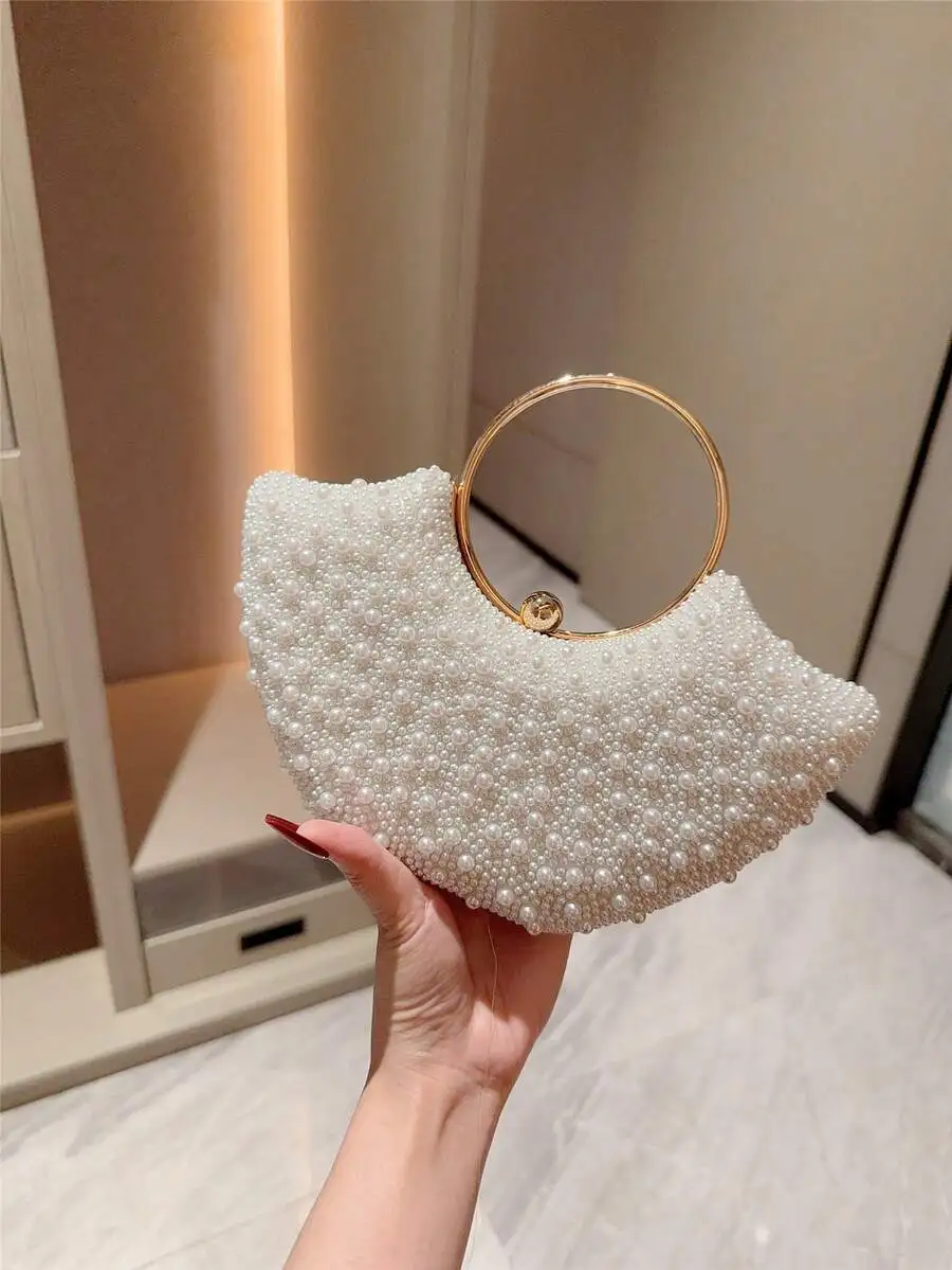 Pearl Decor Evening Clutch - Elegant Wedding Handbag for Cheongsam Formal Wear
Pearl Decor Evening Clutch - Elegant Wedding Handbag for Cheongsam Formal Wear