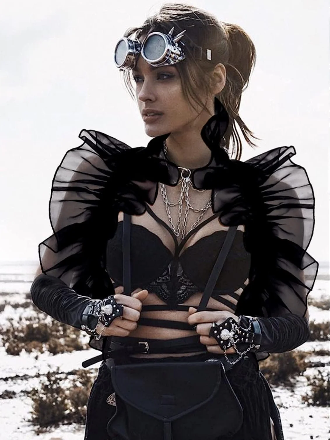 Готический плащ с запахом на плечах в стиле ретро Me, черный, белый, многоцветный, сексуальный, бал, костюм на Хэллоуин, женская мода 
Готический плащ с запахом на плечах в стиле ретро Me, черный, белый, многоцветный, сексуальный, бал, костюм на Хэллоуин, женская мода