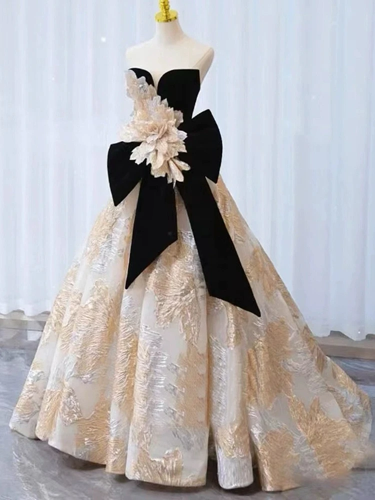 Luxury A-line Prom Dresses Tiered Strapless Sequins Woman Black Velvet Bow Printing Wedding Bride High-end Celebrity Gowns 2024
Luxury A-line Prom Dresses Tiered Strapless Sequins Woman Black Velvet Bow Printing Wedding Bride High-end Celebrity Gowns 2024