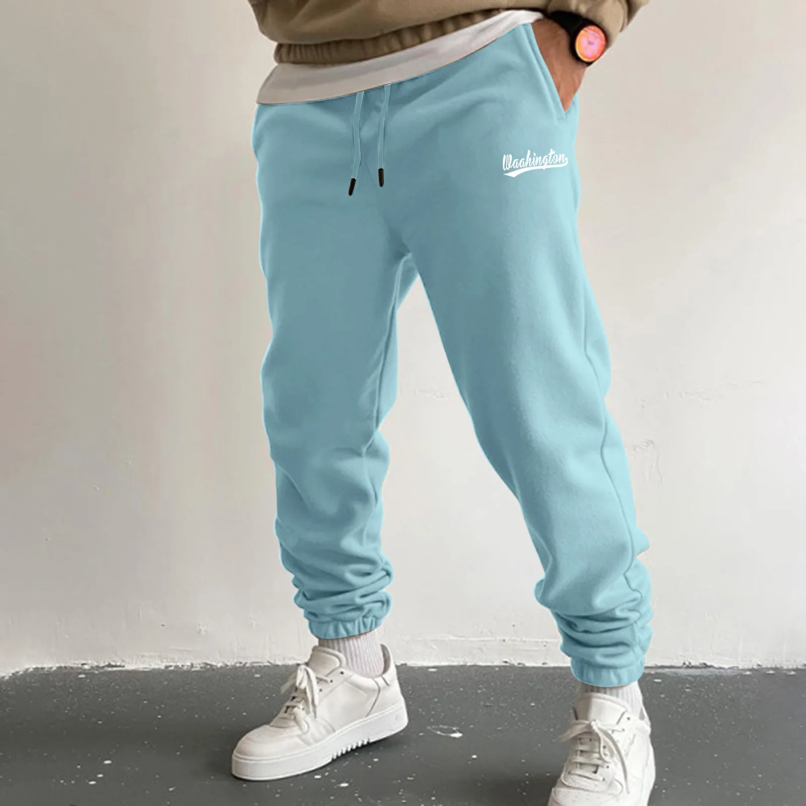 Men's Autumn And Winter High Street Fashion Pants Loose Drawstring Sports Running Trousers Solid Colour Casual Sweatpants
Men's Autumn And Winter High Street Fashion Pants Loose Drawstring Sports Running Trousers Solid Colour Casual Sweatpants
