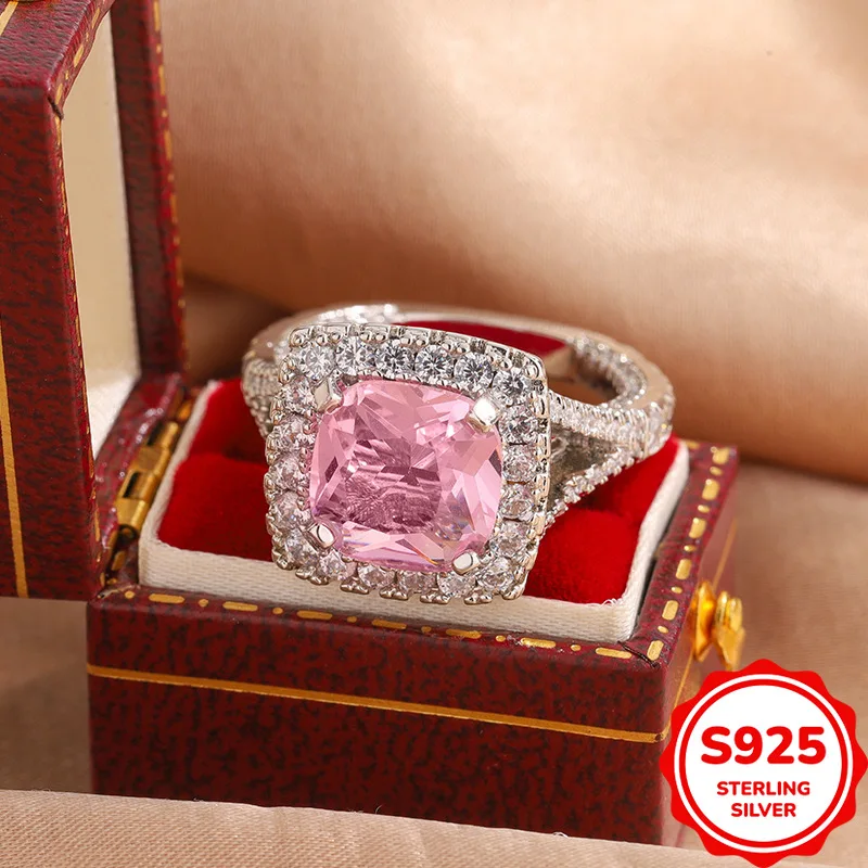 French Elegant Genuine S925 Silver Four-Prong Square Pink Women's Wedding Ring Exquisite Romantic Small Sugar Cube Ring
French Elegant Genuine S925 Silver Four-Prong Square Pink Women's Wedding Ring Exquisite Romantic Small Sugar Cube Ring