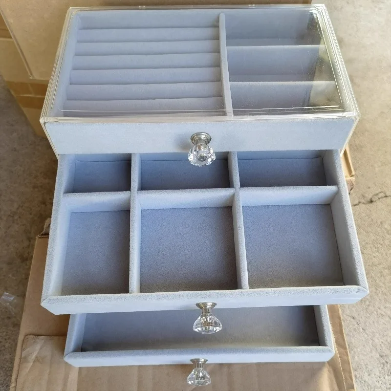 Новая бархатная шкатулка для драгоценностей, вместительная высококачественная изысканная антиокислительная 3-я ящика, пылезащитный настольный браслет, кольцо, коробка для хранения ювелирных изделий 
Новая бархатная шкатулка для драгоценностей, вместительная высококачественная изысканная антиокислительная 3-я ящика, пылезащитный настольный браслет, кольцо, коробка для хранения ювелирных изделий