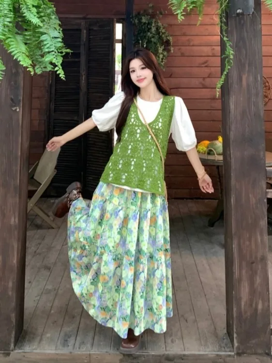 plus Size Women's Sweet Style Bubble Sleeve T-Shirt Summer New High Waist Floral Half Skirt Three Piece Set Fashionable Commu...
plus Size Women's Sweet Style Bubble Sleeve T-Shirt Summer New High Waist Floral Half Skirt Three Piece Set Fashionable Commu...