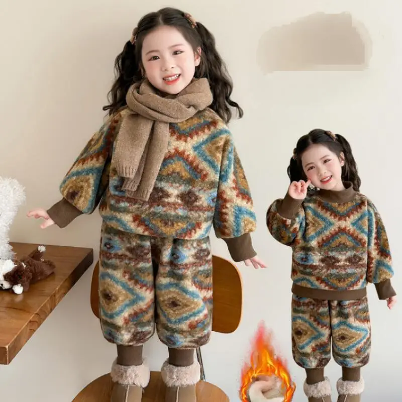 Зимняя куртка на хлопковой подкладке, брюки, комплект из двух предметов, пуловер, топы, спортивная одежда для девочек, детская модная кавайная новая повседневная домашняя одежда, одежда
Зимняя куртка на хлопковой подкладке, брюки, комплект из двух предметов, пуловер, топы, спортивная одежда для девочек, детская модная кавайная новая повседневная домашняя одежда, одежда