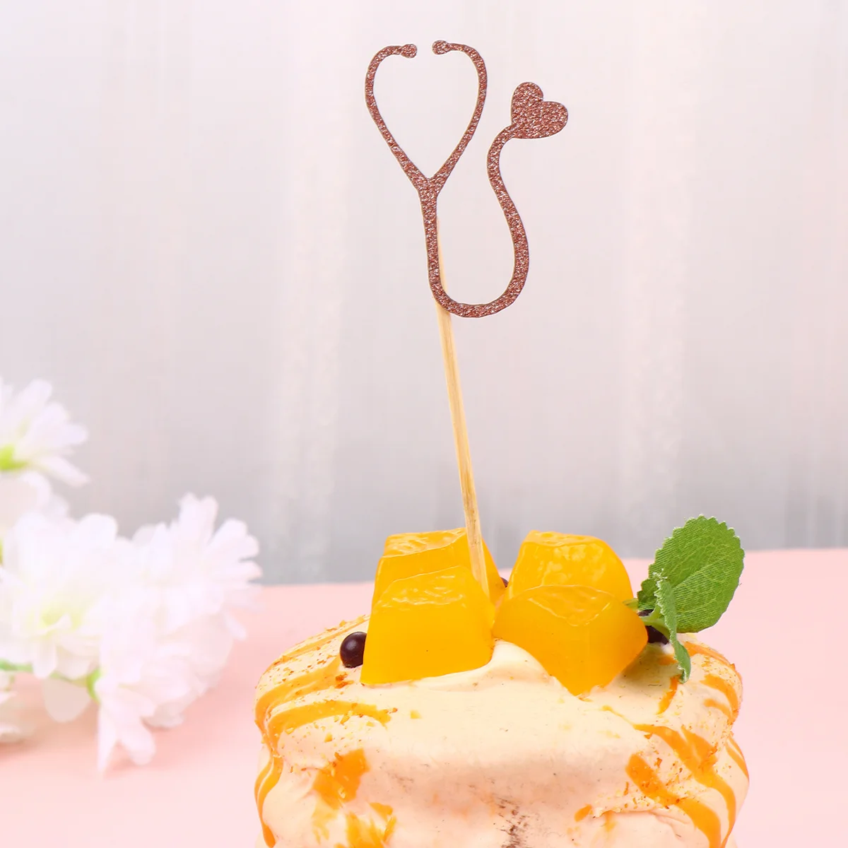 24pcs Cupcake Decor Nursing Theme Cake Picks Rose Gold 3 Styles Each Style Party Dessert Topper Nurse Graduation Accessory
24pcs Cupcake Decor Nursing Theme Cake Picks Rose Gold 3 Styles Each Style Party Dessert Topper Nurse Graduation Accessory