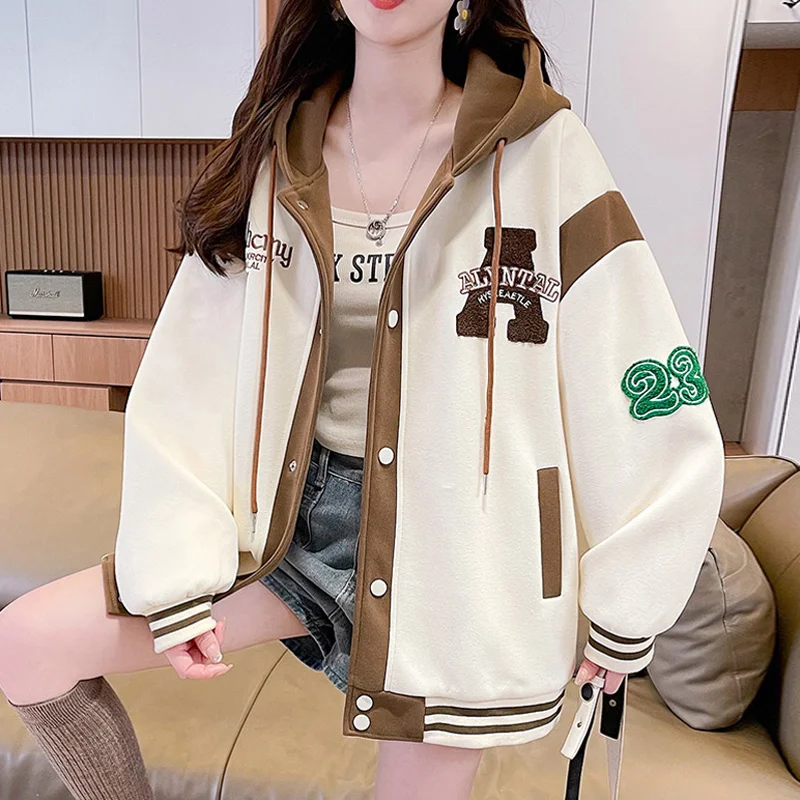 Бейсбольные куртки женские зимние ветрозащитные для треккинга, в стиле boyfriend, элегантные, с трикотажными вставками, декорированные, мягкие, облегающие, для активного отдыха
Бейсбольные куртки женские зимние ветрозащитные для треккинга, в стиле boyfriend, элегантные, с трикотажными вставками, декорированные, мягкие, облегающие, для активного отдыха