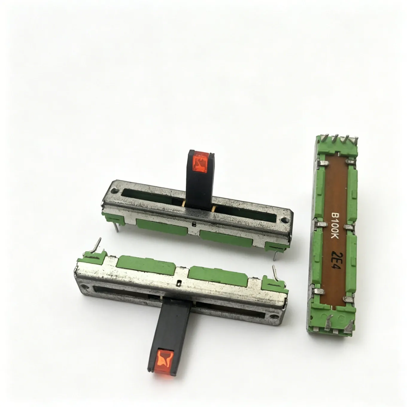 Original New 100% 45MM Single Pusher Potentiometer With LED Red Light B100K Handle Length 15MM (SWITCH)
Original New 100% 45MM Single Pusher Potentiometer With LED Red Light B100K Handle Length 15MM (SWITCH)
