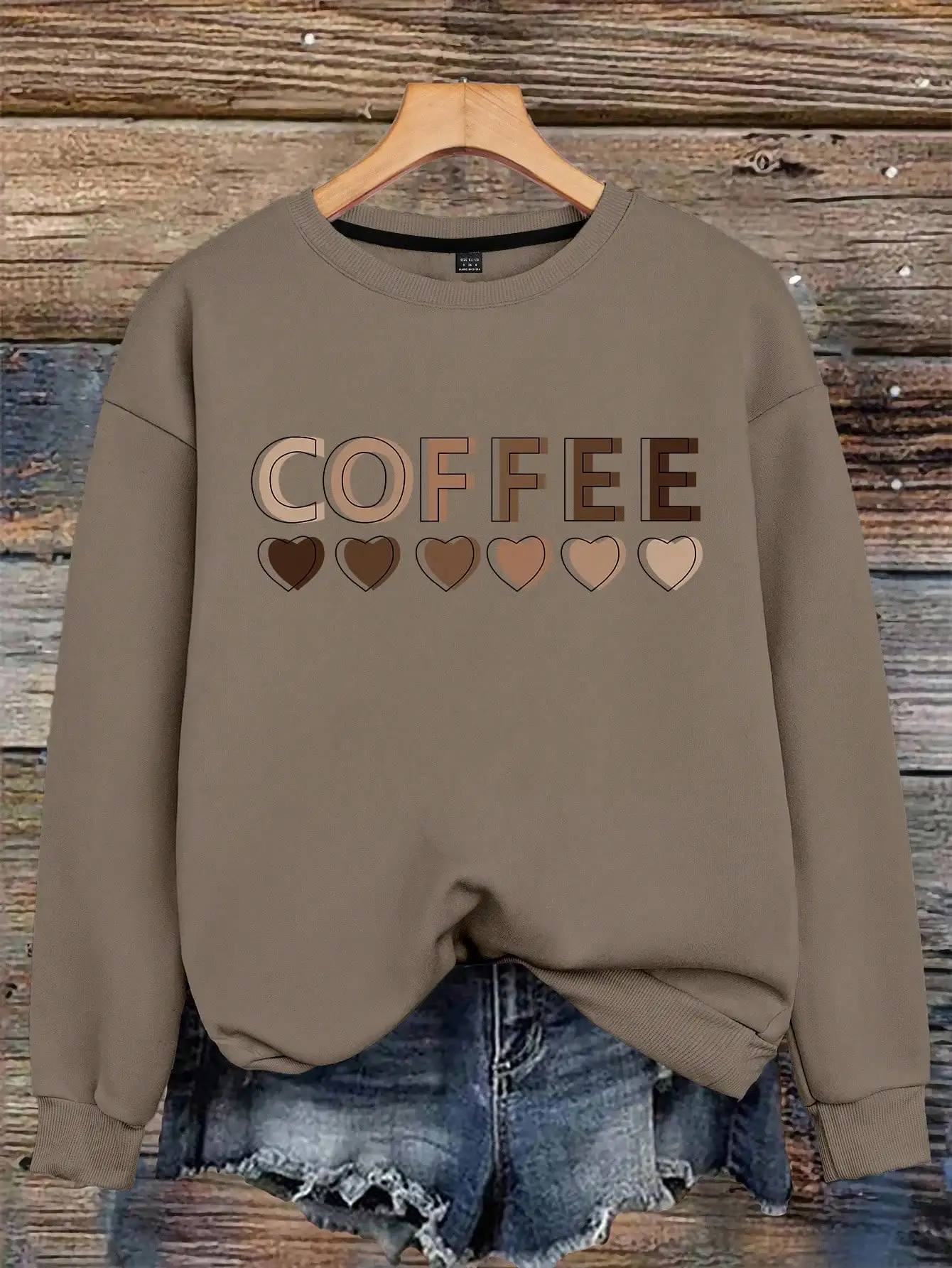 Women's Casual Coffee Letter Print Sweatshirt with Heart Graphics, Loose Fit for Fall & Winter
Women's Casual Coffee Letter Print Sweatshirt with Heart Graphics, Loose Fit for Fall & Winter