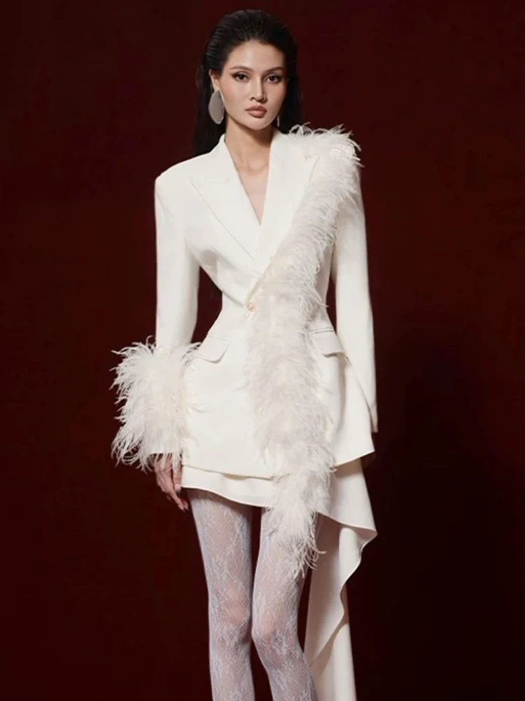 Elegant Feather Suit Jacket Women's Autumn Winter New Fashion Asymmetrical Skirt Two-Piece Set High Waist Short Skirt
Elegant Feather Suit Jacket Women's Autumn Winter New Fashion Asymmetrical Skirt Two-Piece Set High Waist Short Skirt