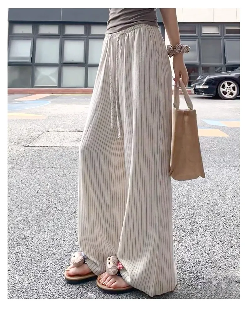 Брюки женские быстросохнущие хлопковые весенние новые шифоновые брюки-кюлоты в китайском стиле асимметричные расклешенные на шнуровке с бантом и рюшами милые городские брюки
Брюки женские быстросохнущие хлопковые весенние новые шифоновые брюки-кюлоты в китайском стиле асимметричные расклешенные на шнуровке с бантом и рюшами милые городские брюки